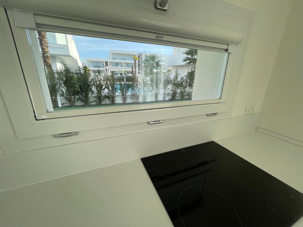 Jesolo Ground Floor Flat With Pool - 2 Family Apartments Exterior foto