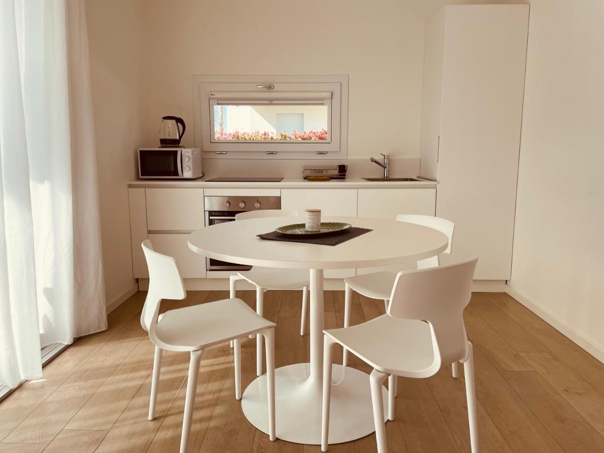 Jesolo Ground Floor Flat With Pool - 2 Family Apartments Exterior foto